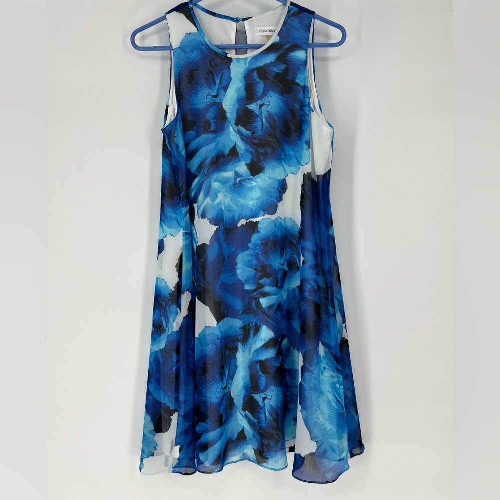 CALVIN KLEIN BLUE AND‎ WHITE SHIFT DRESS SLEEVELESS, SINGLE BACK BUTTON, LINED